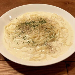 ゴルゴンゾーラのクリームソースパスタ